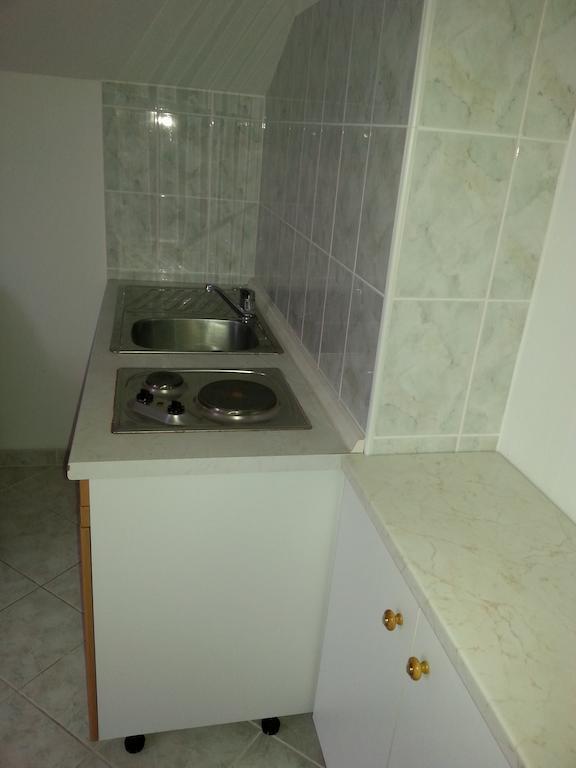 Guesthouse Lidija ククリカ エクステリア 写真