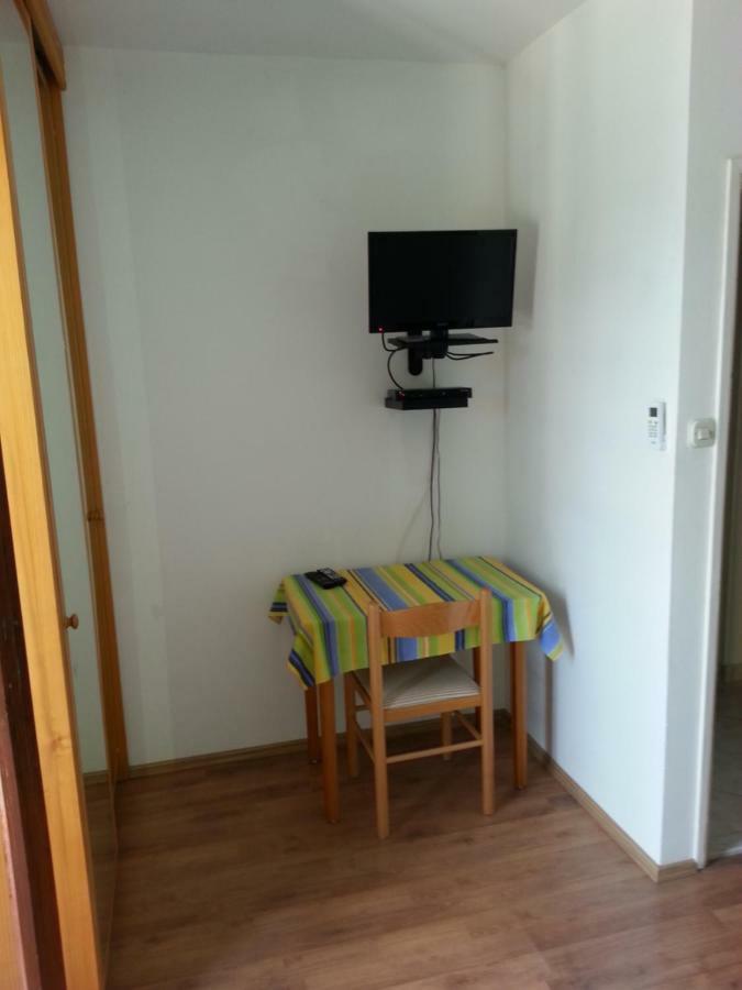Guesthouse Lidija ククリカ エクステリア 写真
