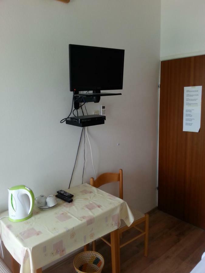 Guesthouse Lidija ククリカ エクステリア 写真